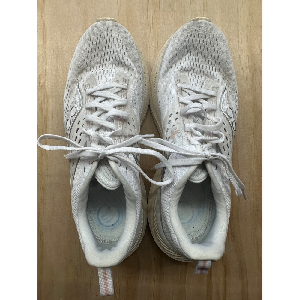 Saucony Ride 17 Womens Running Shoes‎ White Silver S10924-242 Size 9